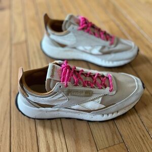 Reebok Classic Leather Legacy Woman’s 9.5 Pink Beige Running